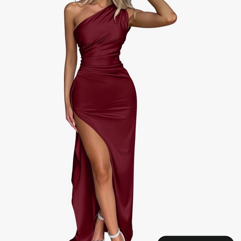 Amazon One-Shoulder Wine Dress